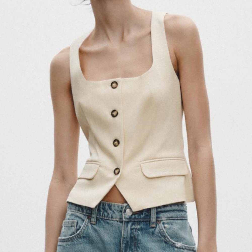 Never worn ZARA buttoned top